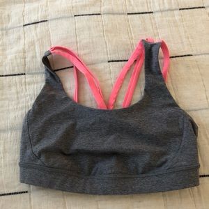 Lululemon sports bra